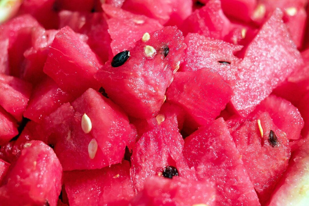 watermelon pulp alang sa gibug-aton sa pagkawala